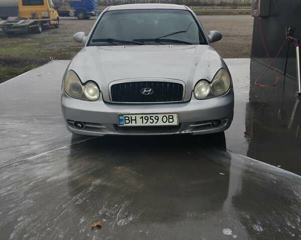 Серый Хендай Соната, объемом двигателя 2 л и пробегом 40 тыс. км за 3800 $, фото 8 на Automoto.ua