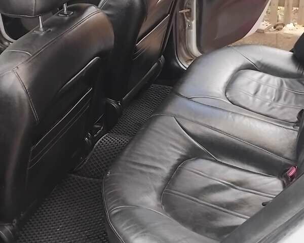 Серый Хендай Соната, объемом двигателя 2 л и пробегом 40 тыс. км за 3800 $, фото 6 на Automoto.ua