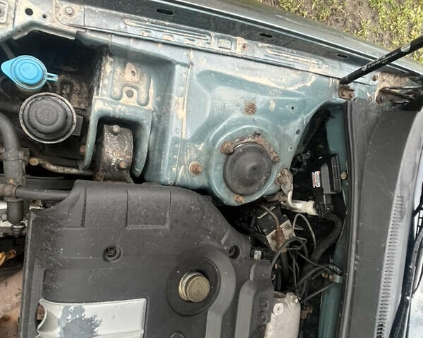 Серый Хендай Соната, объемом двигателя 2 л и пробегом 270 тыс. км за 1650 $, фото 10 на Automoto.ua