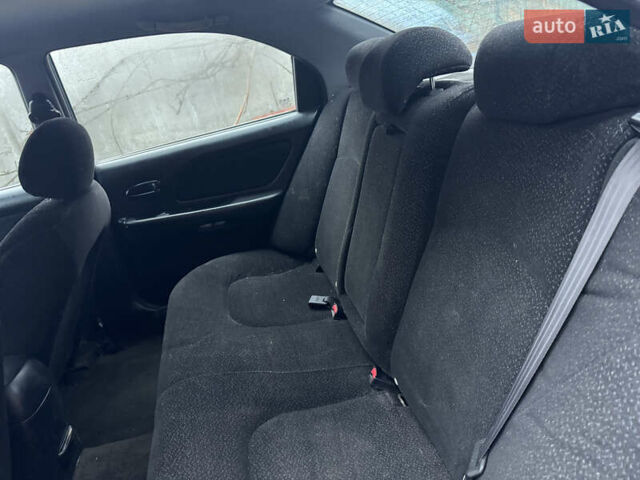 Серый Хендай Соната, объемом двигателя 2 л и пробегом 270 тыс. км за 1699 $, фото 23 на Automoto.ua