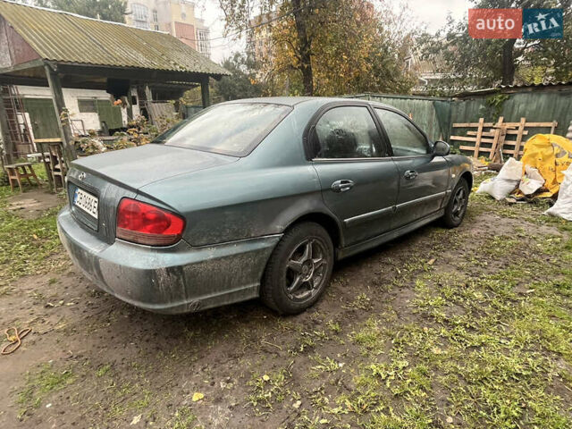 Серый Хендай Соната, объемом двигателя 2 л и пробегом 270 тыс. км за 1650 $, фото 5 на Automoto.ua