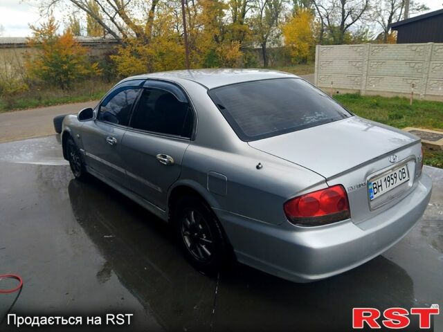 Серый Хендай Соната, объемом двигателя 2 л и пробегом 0 тыс. км за 3800 $, фото 10 на Automoto.ua