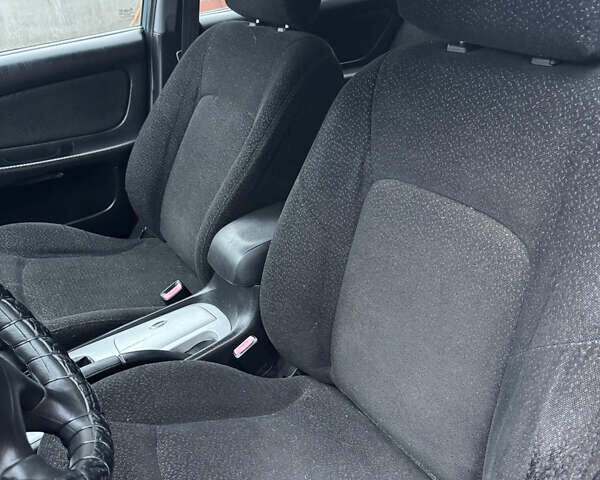 Серый Хендай Соната, объемом двигателя 2 л и пробегом 270 тыс. км за 1699 $, фото 24 на Automoto.ua