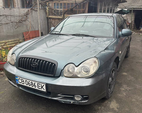 Серый Хендай Соната, объемом двигателя 2 л и пробегом 270 тыс. км за 1699 $, фото 1 на Automoto.ua