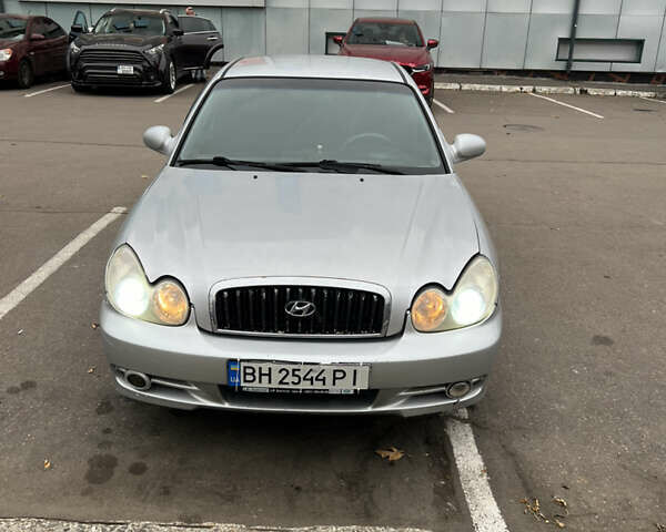 Серый Хендай Соната, объемом двигателя 2 л и пробегом 287 тыс. км за 3700 $, фото 8 на Automoto.ua