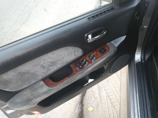 Сірий Хендай Соната, об'ємом двигуна 2.7 л та пробігом 140 тис. км за 3500 $, фото 2 на Automoto.ua