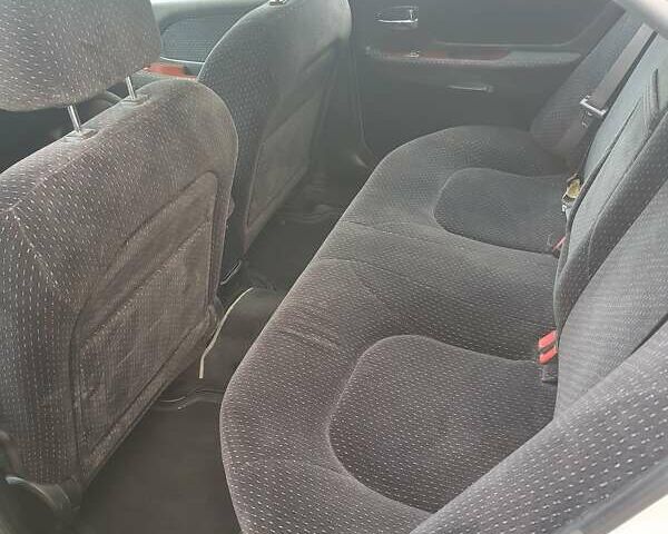 Серый Хендай Соната, объемом двигателя 2 л и пробегом 523 тыс. км за 4000 $, фото 6 на Automoto.ua