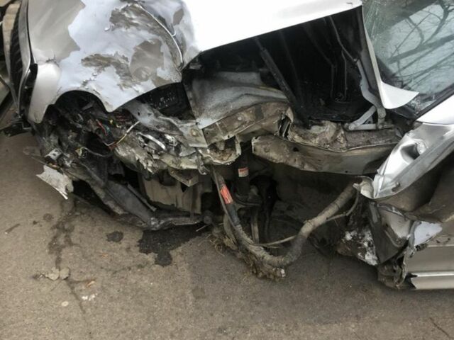 Серый Хендай Соната, объемом двигателя 0 л и пробегом 350 тыс. км за 950 $, фото 1 на Automoto.ua