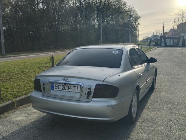 Хендай Соната 2004 в Львове на Automoto.ua Серый Хендай Соната, объемом двигателя 2 л и пробегом 380 тыс. км за 2700 $, фото 3 на Automoto.ua