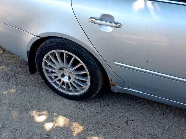 Сірий Хендай Соната, об'ємом двигуна 2.4 л та пробігом 240 тис. км за 4700 $, фото 7 на Automoto.ua