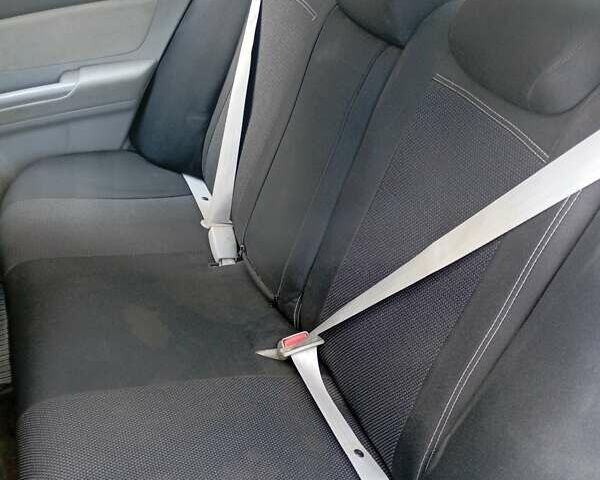 Серый Хендай Соната, объемом двигателя 2.4 л и пробегом 193 тыс. км за 5000 $, фото 3 на Automoto.ua