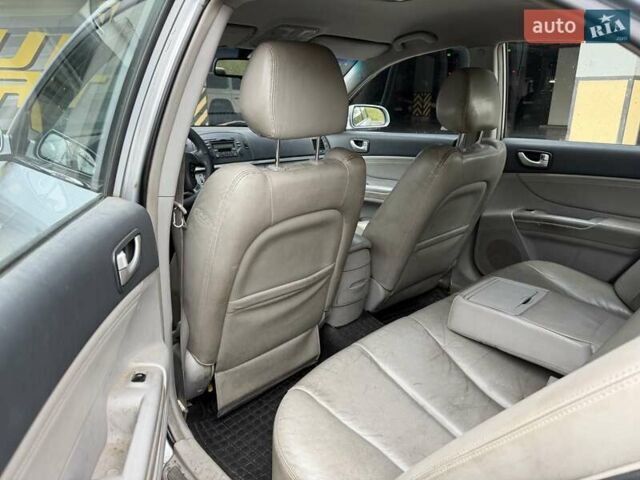 Серый Хендай Соната, объемом двигателя 2.4 л и пробегом 200 тыс. км за 3700 $, фото 41 на Automoto.ua