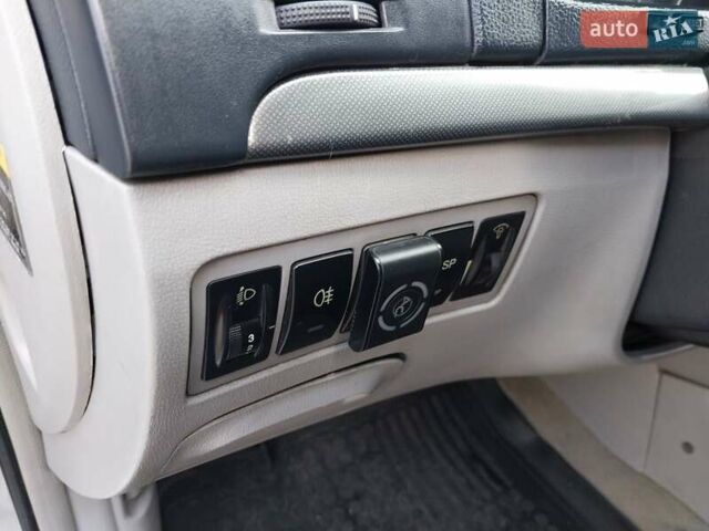 Серый Хендай Соната, объемом двигателя 2.4 л и пробегом 217 тыс. км за 4900 $, фото 17 на Automoto.ua