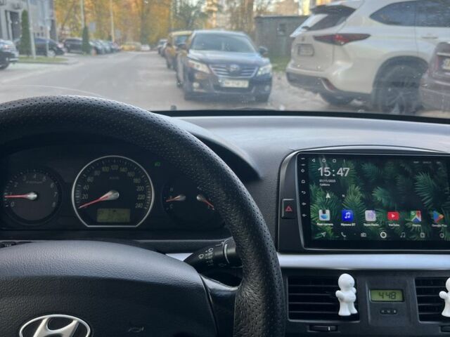 Серый Хендай Соната, объемом двигателя 2 л и пробегом 271 тыс. км за 4250 $, фото 19 на Automoto.ua