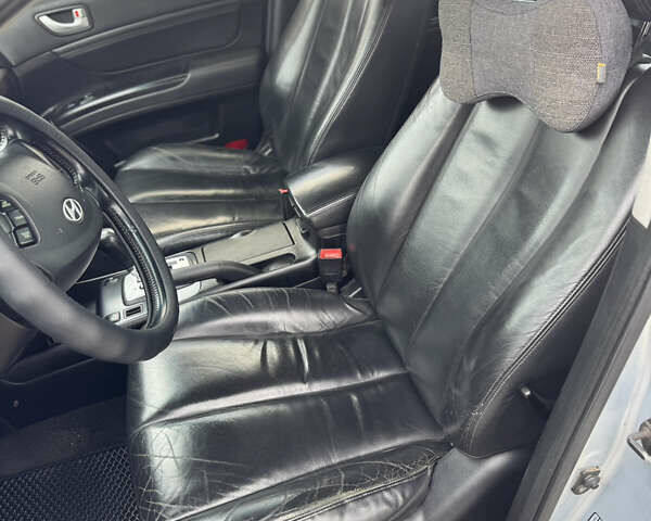 Серый Хендай Соната, объемом двигателя 2.36 л и пробегом 307 тыс. км за 5550 $, фото 27 на Automoto.ua