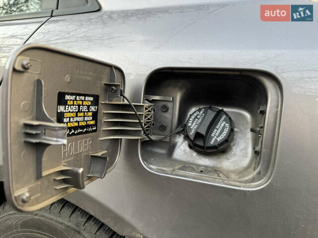 Серый Хендай Соната, объемом двигателя 2 л и пробегом 42 тыс. км за 9999 $, фото 30 на Automoto.ua