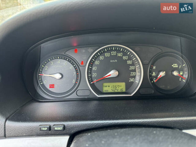Серый Хендай Соната, объемом двигателя 2 л и пробегом 42 тыс. км за 9999 $, фото 5 на Automoto.ua