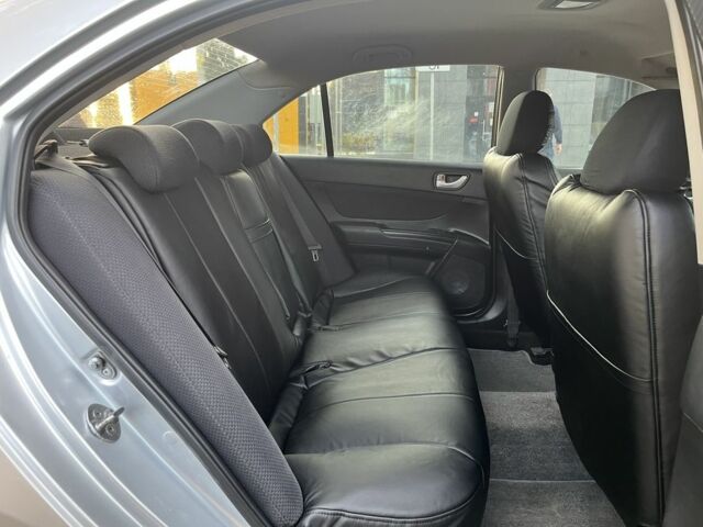 Серый Хендай Соната, объемом двигателя 2 л и пробегом 271 тыс. км за 4250 $, фото 14 на Automoto.ua