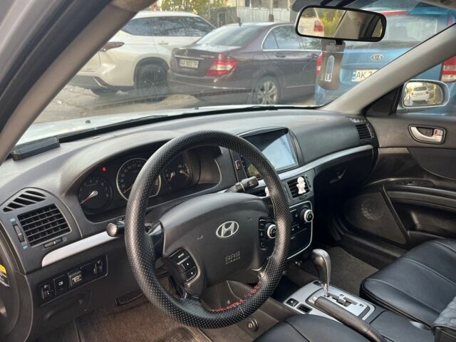 Серый Хендай Соната, объемом двигателя 2 л и пробегом 271 тыс. км за 4250 $, фото 18 на Automoto.ua