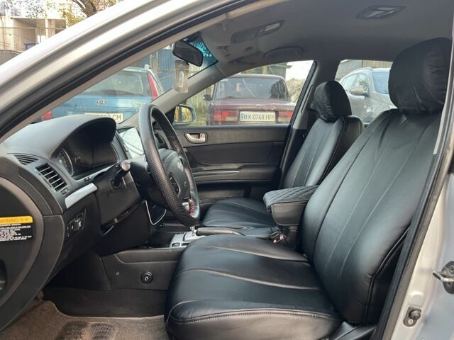 Серый Хендай Соната, объемом двигателя 2 л и пробегом 271 тыс. км за 4250 $, фото 17 на Automoto.ua