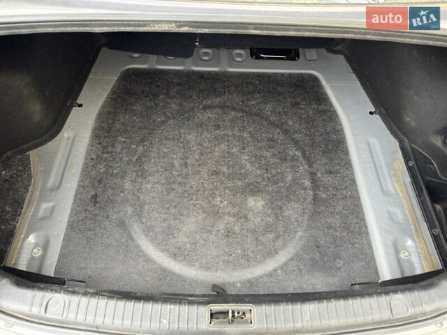 Серый Хендай Соната, объемом двигателя 2 л и пробегом 42 тыс. км за 9999 $, фото 50 на Automoto.ua