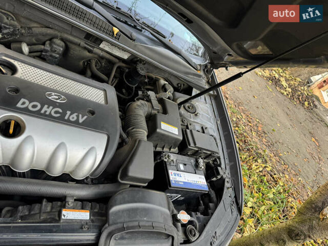 Серый Хендай Соната, объемом двигателя 2 л и пробегом 42 тыс. км за 9999 $, фото 33 на Automoto.ua