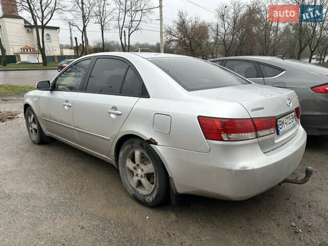 Серый Хендай Соната, объемом двигателя 1.99 л и пробегом 260 тыс. км за 4199 $, фото 2 на Automoto.ua