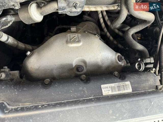 Серый Хендай Соната, объемом двигателя 2 л и пробегом 42 тыс. км за 9999 $, фото 35 на Automoto.ua