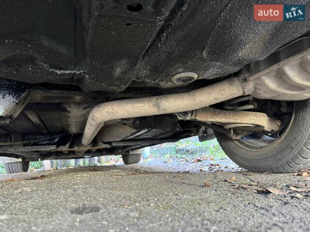 Серый Хендай Соната, объемом двигателя 2 л и пробегом 42 тыс. км за 9999 $, фото 22 на Automoto.ua