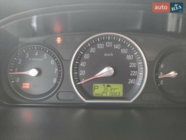 Серый Хендай Соната, объемом двигателя 2.4 л и пробегом 271 тыс. км за 7000 $, фото 11 на Automoto.ua