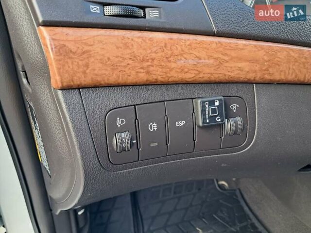 Хендай Соната 2008 у Хмельницькому на Automoto.ua Сірий Хендай Соната, об'ємом двигуна 2.4 л та пробігом 212 тис. км за 6500 $, фото 17 на Automoto.ua