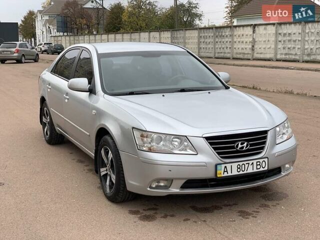 Хендай Соната 2008 в Киеве на Automoto.ua Серый Хендай Соната, объемом двигателя 2 л и пробегом 200 тыс. км за 5700 $, фото 25 на Automoto.ua