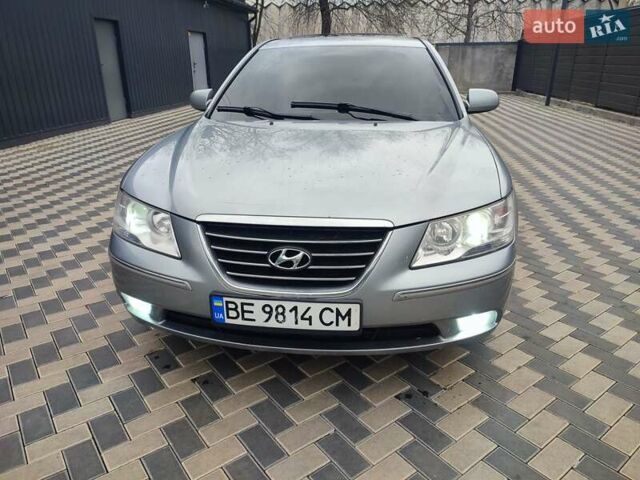 Сірий Хендай Соната, об'ємом двигуна 3.34 л та пробігом 280 тис. км за 7000 $, фото 12 на Automoto.ua