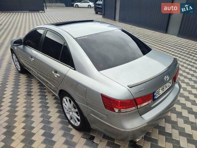 Сірий Хендай Соната, об'ємом двигуна 3.34 л та пробігом 280 тис. км за 7000 $, фото 24 на Automoto.ua