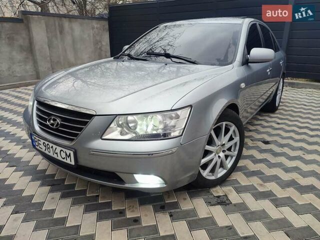 Сірий Хендай Соната, об'ємом двигуна 3.34 л та пробігом 280 тис. км за 7000 $, фото 19 на Automoto.ua