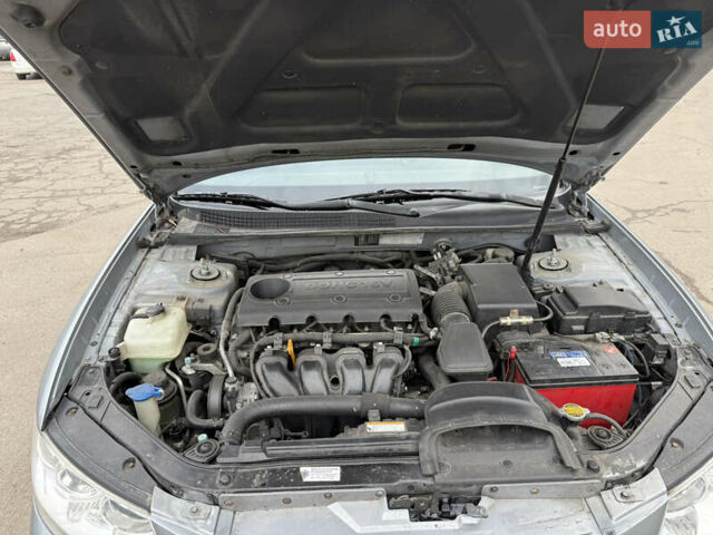 Серый Хендай Соната, объемом двигателя 2.4 л и пробегом 266 тыс. км за 8500 $, фото 25 на Automoto.ua