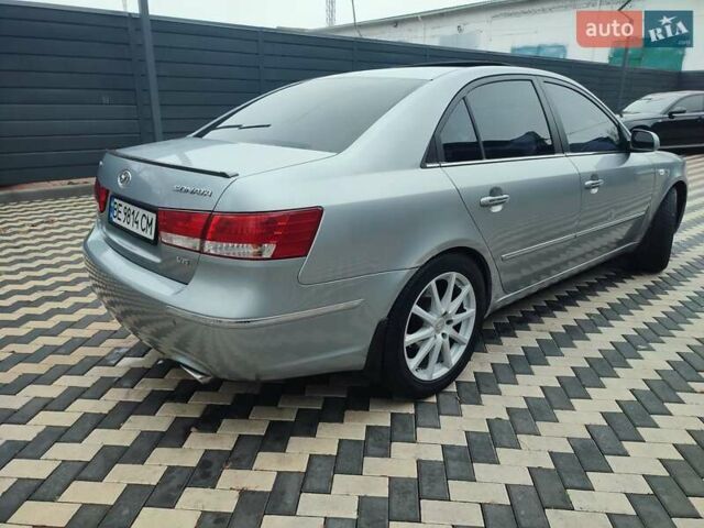 Сірий Хендай Соната, об'ємом двигуна 3.34 л та пробігом 280 тис. км за 7000 $, фото 9 на Automoto.ua