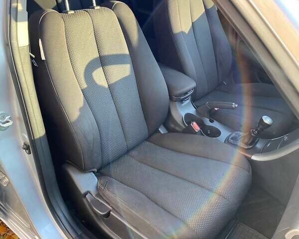 Серый Хендай Соната, объемом двигателя 2 л и пробегом 298 тыс. км за 5400 $, фото 20 на Automoto.ua