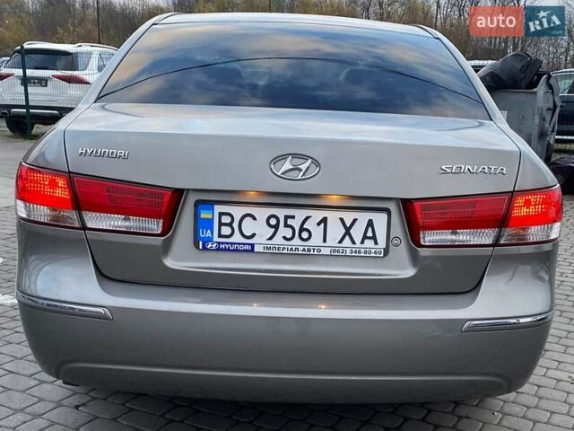 Серый Хендай Соната, объемом двигателя 2 л и пробегом 115 тыс. км за 7800 $, фото 13 на Automoto.ua