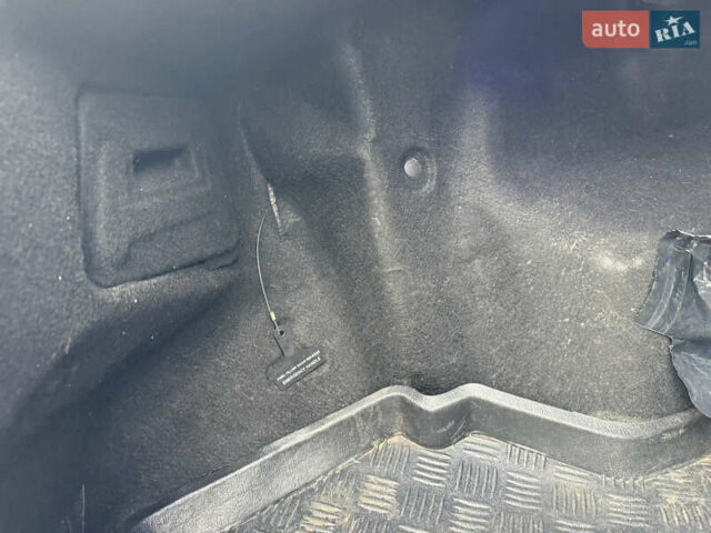 Серый Хендай Соната, объемом двигателя 2.4 л и пробегом 266 тыс. км за 8500 $, фото 49 на Automoto.ua