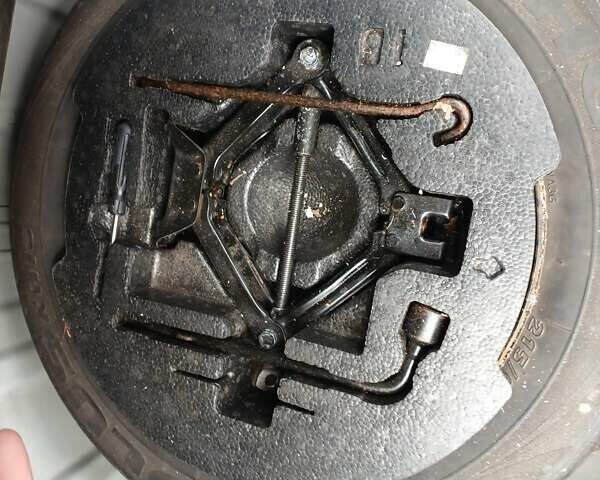 Сірий Хендай Соната, об'ємом двигуна 2 л та пробігом 170 тис. км за 7700 $, фото 10 на Automoto.ua