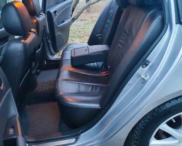 Сірий Хендай Соната, об'ємом двигуна 3.34 л та пробігом 280 тис. км за 7000 $, фото 11 на Automoto.ua