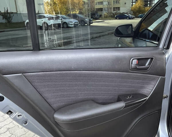 Хендай Соната 2008 у Полтаві на Automoto.ua Сірий Хендай Соната, об'ємом двигуна 2 л та пробігом 174 тис. км за 7300 $, фото 27 на Automoto.ua