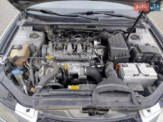Сірий Хендай Соната, об'ємом двигуна 1.99 л та пробігом 350 тис. км за 6200 $, фото 21 на Automoto.ua