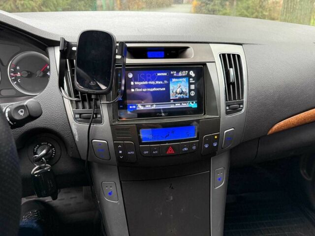 Серый Хендай Соната, объемом двигателя 2.4 л и пробегом 266 тыс. км за 6990 $, фото 14 на Automoto.ua