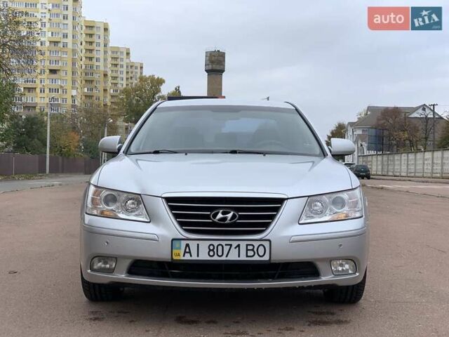 Хендай Соната 2008 в Киеве на Automoto.ua Серый Хендай Соната, объемом двигателя 2 л и пробегом 200 тыс. км за 5700 $, фото 3 на Automoto.ua