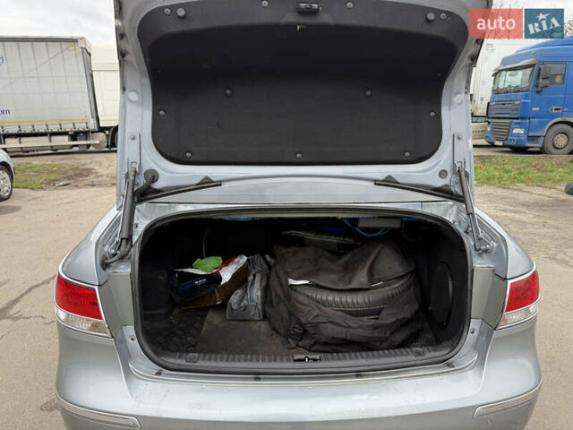Серый Хендай Соната, объемом двигателя 2.4 л и пробегом 266 тыс. км за 8500 $, фото 42 на Automoto.ua
