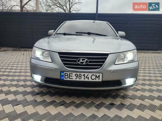 Сірий Хендай Соната, об'ємом двигуна 3.34 л та пробігом 280 тис. км за 7000 $, фото 4 на Automoto.ua