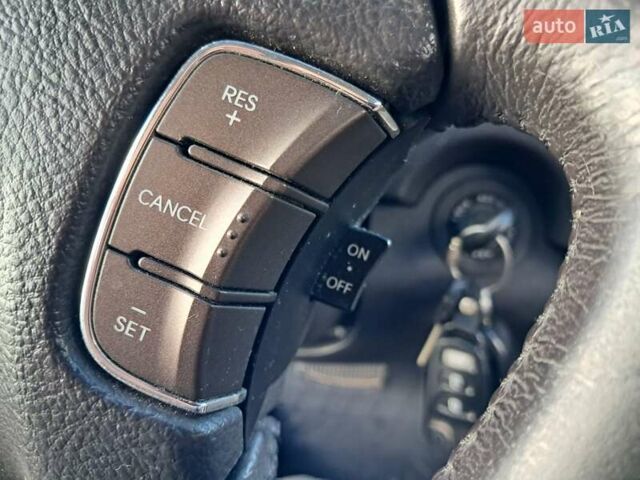 Хендай Соната 2008 у Хмельницькому на Automoto.ua Сірий Хендай Соната, об'ємом двигуна 2.4 л та пробігом 212 тис. км за 6500 $, фото 16 на Automoto.ua