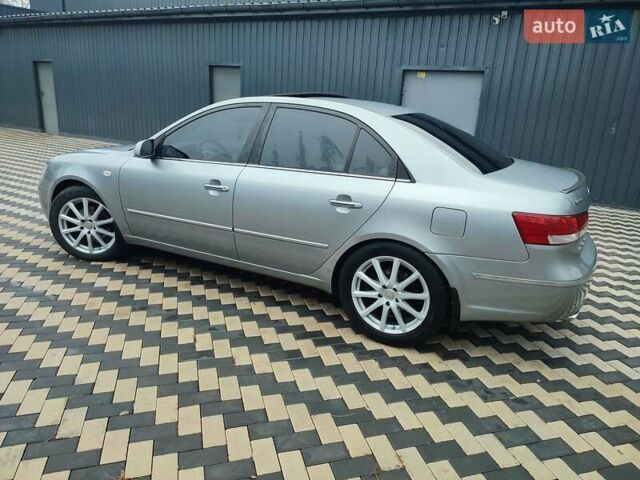 Сірий Хендай Соната, об'ємом двигуна 3.34 л та пробігом 280 тис. км за 7000 $, фото 8 на Automoto.ua